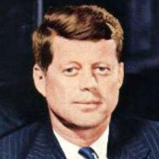 關(guān)于肯尼迪的名人名言哲理格言警句語(yǔ)錄 - 每日文摘