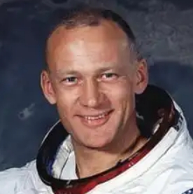 關(guān)于阿姆斯特朗的名人名言哲理格言警句語錄 - 每日文摘