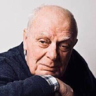 關(guān)于安東尼奧·洛博·安圖內(nèi)斯的名人名言哲理格言警句語(yǔ)錄 - 每日文摘