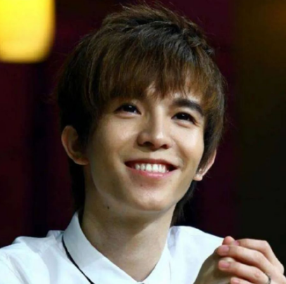 關(guān)于郭敬明的名人名言哲理格言警句語(yǔ)錄 - 每日文摘