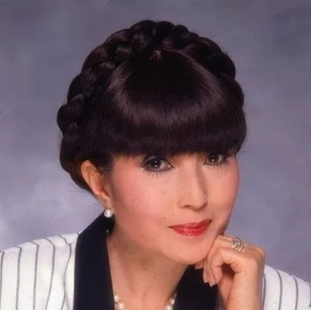 關(guān)于黑柳徹子的名人名言哲理格言警句語錄 - 每日文摘