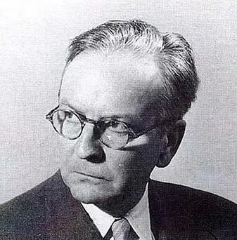 關(guān)于雷蒙德·錢(qián)德勒的名人名言哲理格言警句語(yǔ)錄 - 每日文摘