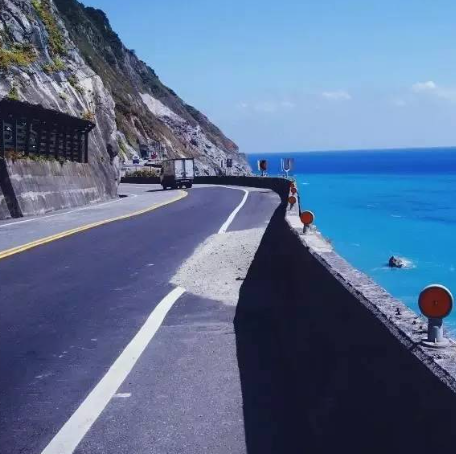 關(guān)于經(jīng)過(guò)的名人名言哲理格言警句語(yǔ)錄 - 每日文摘